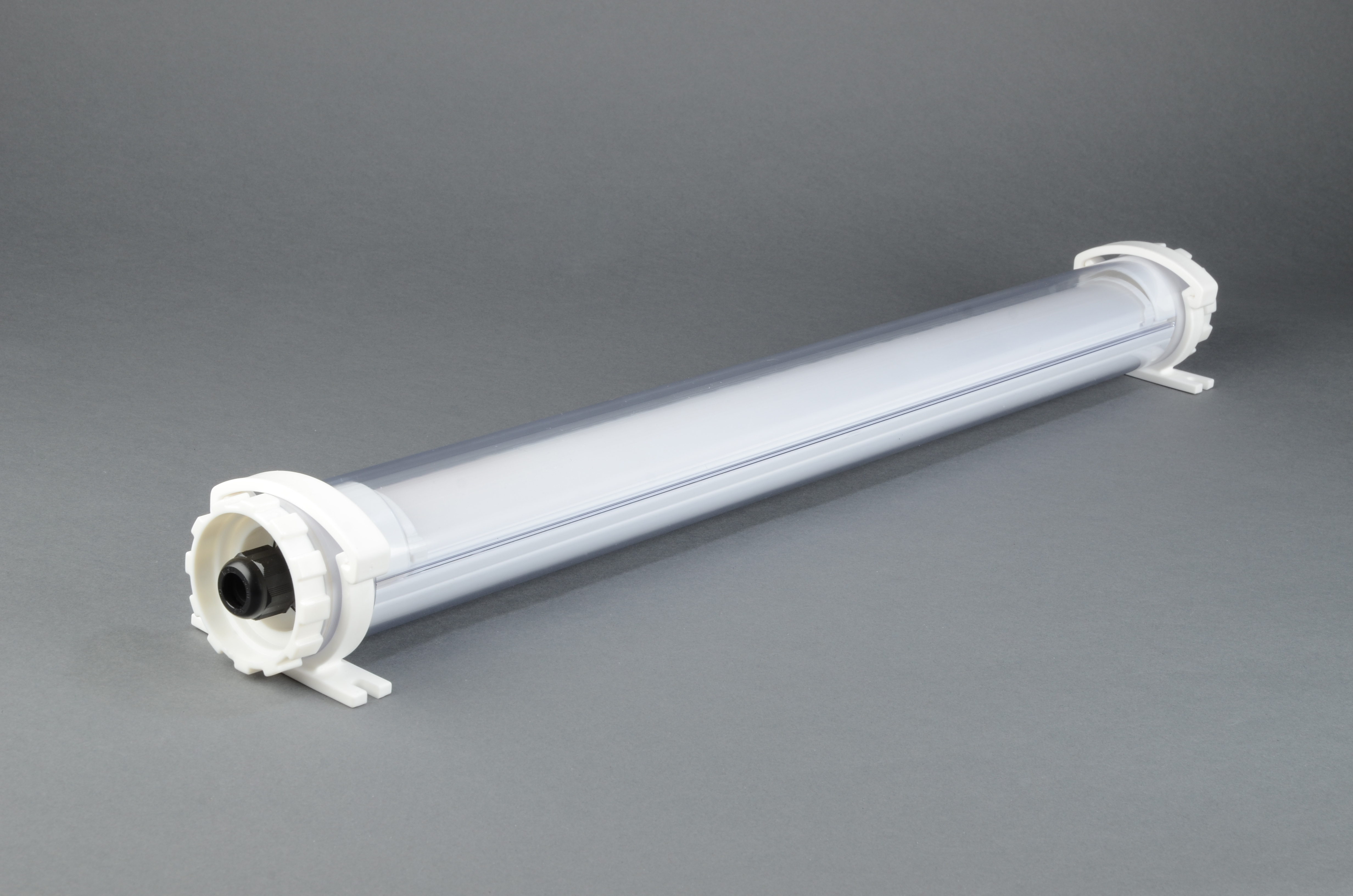 25 Watt / 110-277 Volt / 680 mm / 4000K