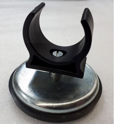 Aimant avec capuchon en caoutchouc et pince à ressort K6